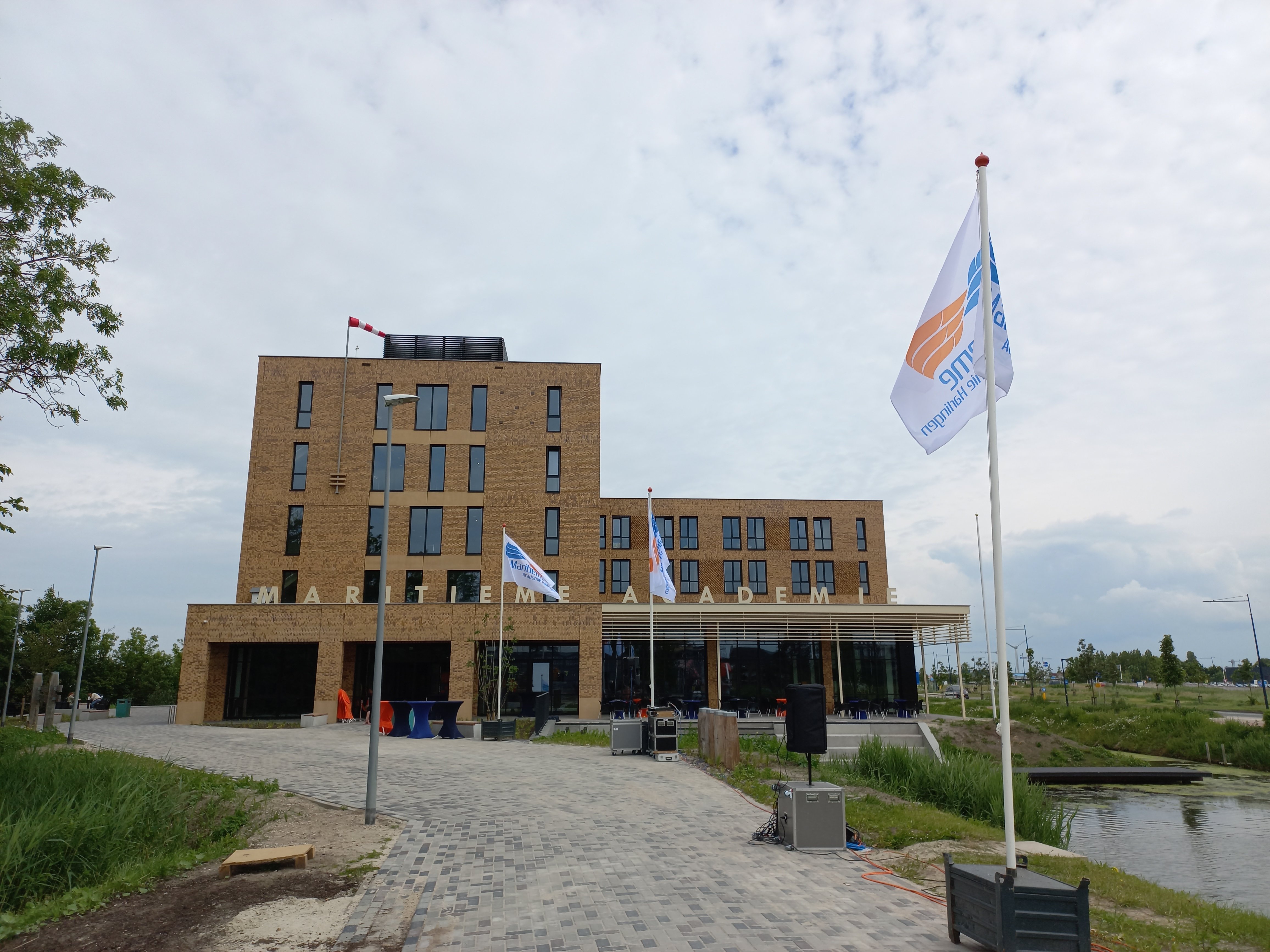 Nieuwe studentenhuisvesting van de Maritieme Academie Harlingen. Image:Nieuwe studentenhuisvesting van de Maritieme Academie Harlingen.