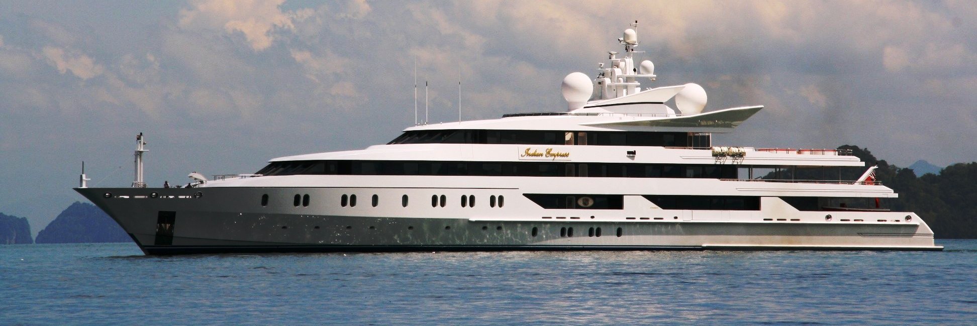 Superyacht Indian Empress Image:Superyacht Indian Empress