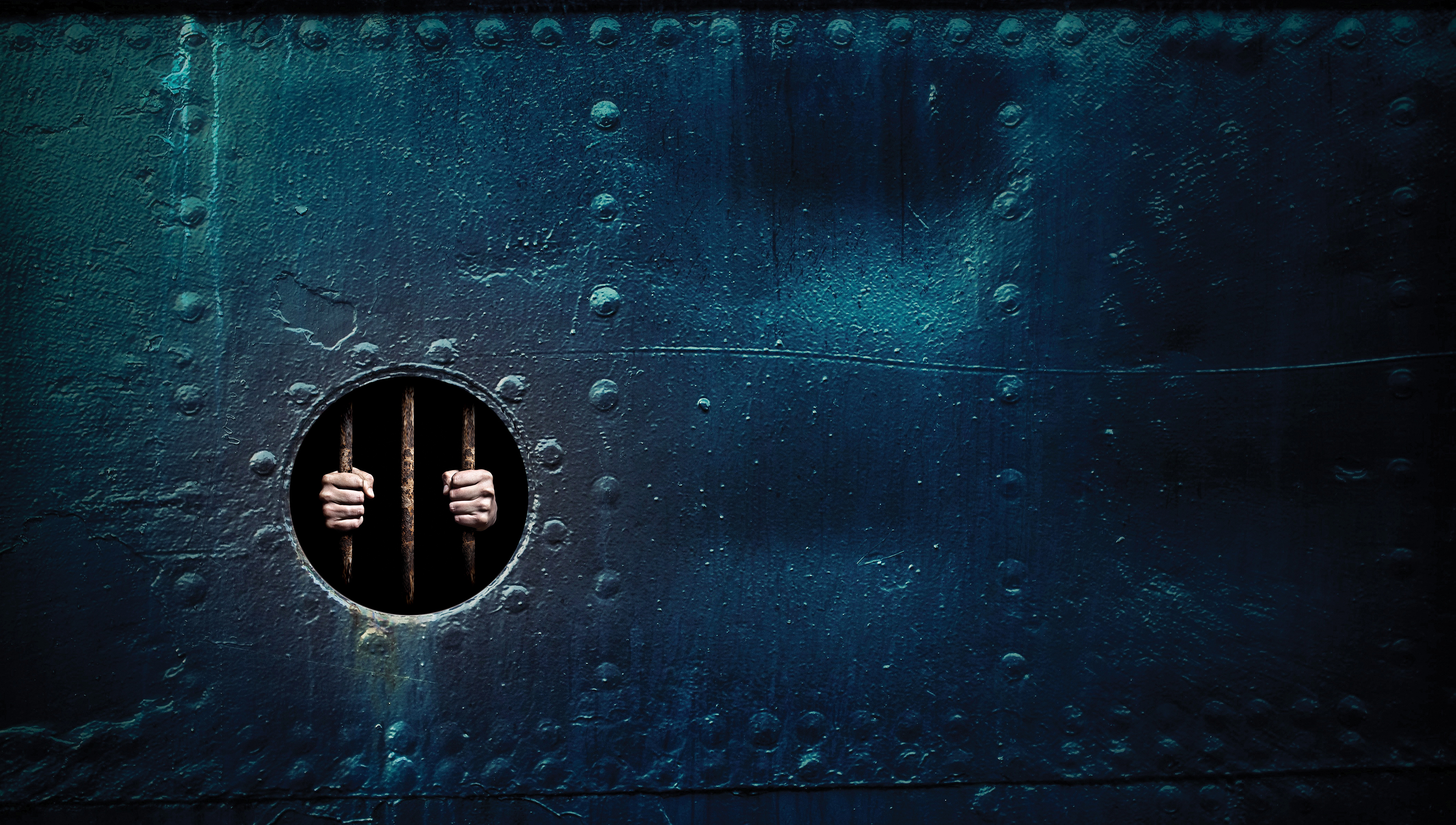 Give your views by taking part in the Nautilus survey on the issue of criminalisation and fair treatment. Image:Give your views by taking part in the Nautilus survey on the issue of criminalisation and fair treatment.
