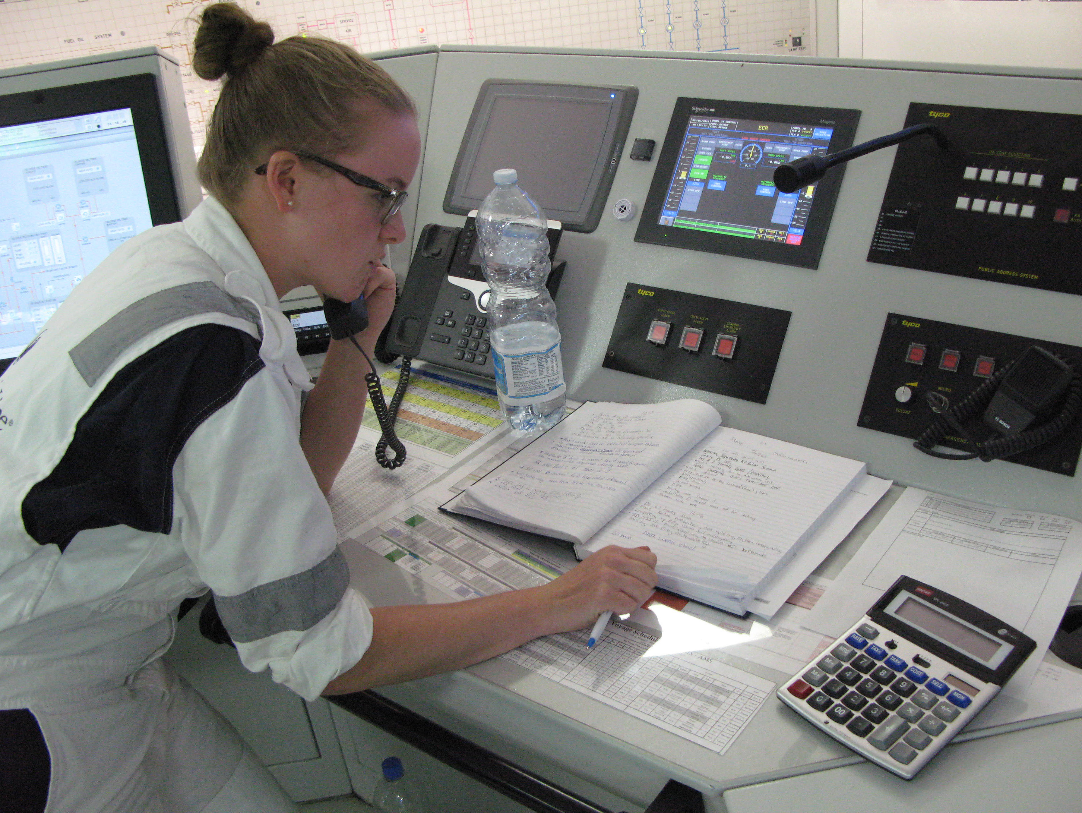 Only 2% of the available EU seafaring workforce consists of women. Image:Only 2% of the available EU seafaring workforce consists of women.