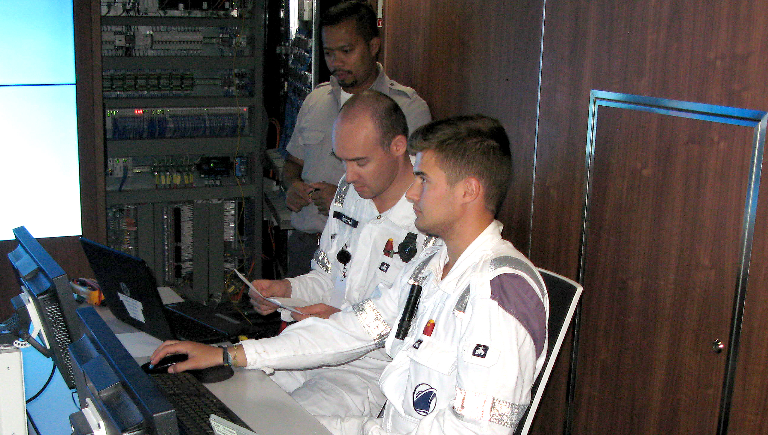 Surveying sea training: experiences from cadets and recently qualified maritime professionals are sought in the survey. Image: Nautilus International ship visit. Image:Surveying sea training: experiences from cadets and recently qualified maritime professionals are sought in the survey. Image: Nautilus International ship visit.