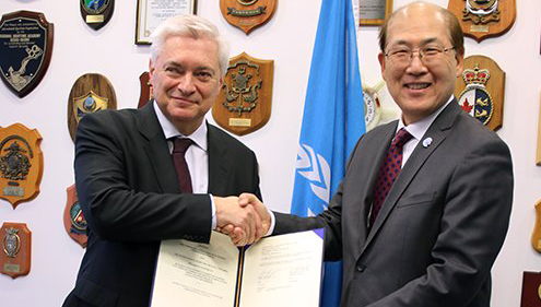 The GloLitter Partnerships Project agreement was signed by IMO Secretary-General Kitack Lim (right) and Norway's Ambassador to the United Kingdom Wegger Christian Strømmen on Thursday 5 December, 2019. Image: IMO Image:The GloLitter Partnerships Project agreement was signed by IMO Secretary-General Kitack Lim (right) and Norway's Ambassador to the United Kingdom Wegger Christian Strømmen on Thursday 5 December, 2019. Image: IMO