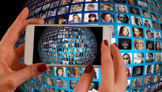 D&I toolkit: shipping companies need to be inclusive and non-discriminatory, have good communication and inclusive language. Image: Pixabay Image:D&I toolkit: shipping companies need to be inclusive and non-discriminatory, have good communication and inclusive language. Image: Pixabay