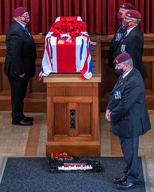 roy_wendy_gibson_funeral_6.jpg roy_wendy_gibson_funeral_6.jpg