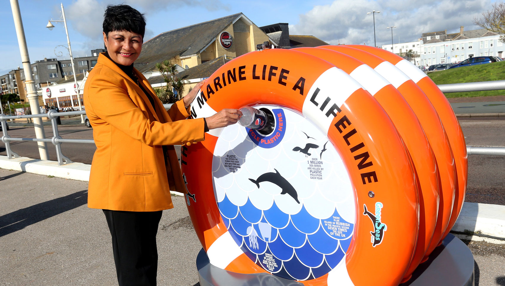 Fazilette Khan with the Bognor Regis BinForGreenSeas. Image: GreenSeas Trust Image:Fazilette Khan with the Bognor Regis BinForGreenSeas. Image: GreenSeas Trust