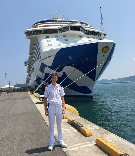 cadet_alexander_morrison_of_princess_cruises_on_majestic_princess_web_insert.jpg cadet_alexander_morrison_of_princess_cruises_on_majestic_princess_web_insert.jpg