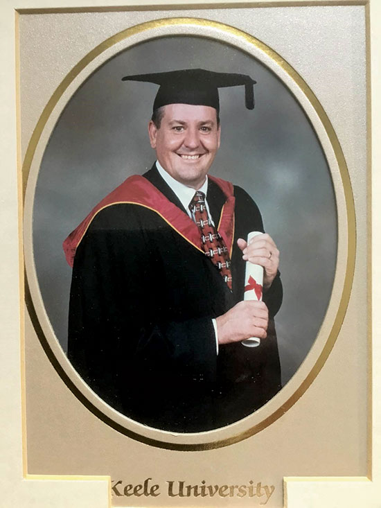 face_of_paul_keenan_keele_university_graduation_web_news.jpg face_of_paul_keenan_keele_university_graduation_web_news.jpg