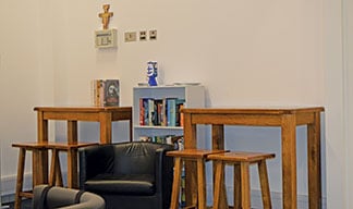 Before: Only a basic common room was available to seafarers before the upgrade
Image:Before: Only a basic common room was available to seafarers before the upgrade