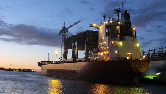 Emergency response failed to the Saga Sky vessel for 90 minutes while it floundered on rocks. Image: MAIB Image:Emergency response failed to the Saga Sky vessel for 90 minutes while it floundered on rocks. Image: MAIB
