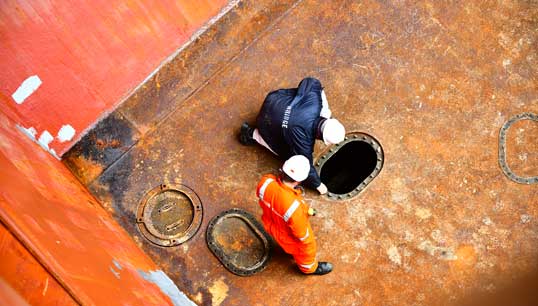 Member contributions are being fed into ongoing work on enclosed spaces, including that of the Human Element Industry Group (HEIG). Image: Danny Cornelissen Image:Member contributions are being fed into ongoing work on enclosed spaces, including that of the Human Element Industry Group (HEIG). Image: Danny Cornelissen