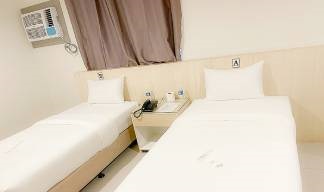 There are 30 beds across 14 bedrooms Image:There are 30 beds across 14 bedrooms