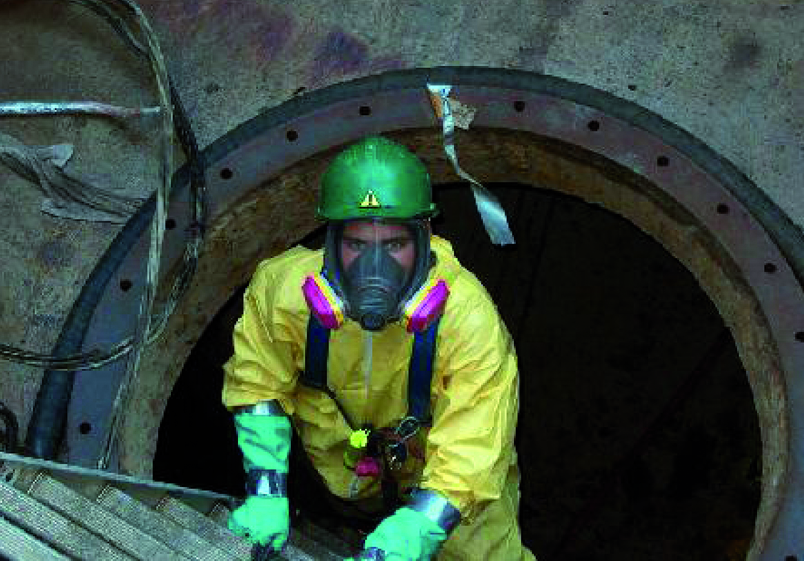 enclosedspace11_insert.jpg enclosedspace11_insert.jpg