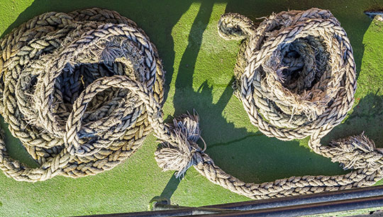 Crew members did not have the formal training or necessary expertise to make a proper assessment of the condition of the wire rope. Image:Crew members did not have the formal training or necessary expertise to make a proper assessment of the condition of the wire rope.