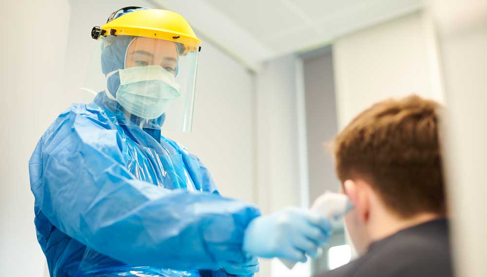 Ports should take a pragmatic approach to renewing, where a medical examiner is required for medical certificate renewals during voyages . Image: Getty Images Image:Ports should take a pragmatic approach to renewing, where a medical examiner is required for medical certificate renewals during voyages . Image: Getty Images