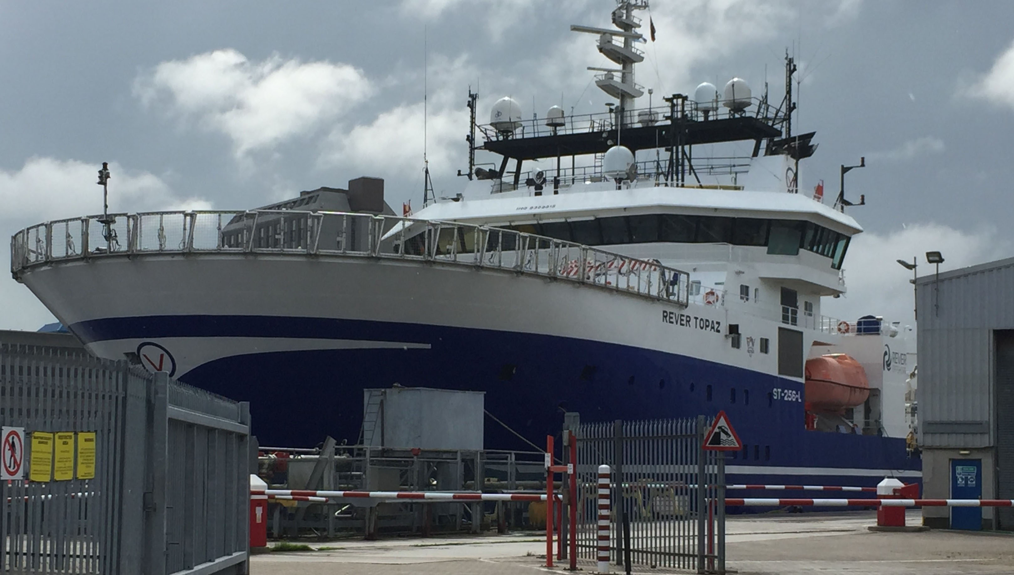 Rever Topaz - multipurpose offshore vessel. Image:Rever Topaz - multipurpose offshore vessel.