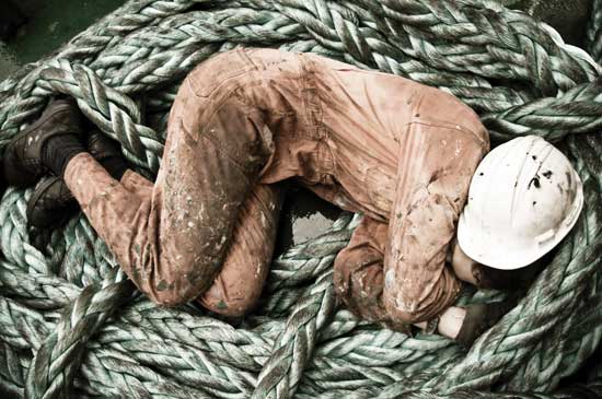 fatigue_wmu_seafarer_sleeping_on_ropes_getty_images_108270604_web_insert.jpg fatigue_wmu_seafarer_sleeping_on_ropes_getty_images_108270604_web_insert.jpg