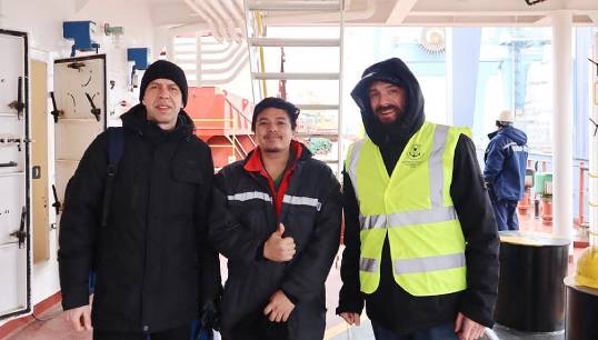 Odessa port chaplain Alexander Smerechynskyy (right), and assistant chaplain Rostyslav Inzhestoikov visit a seafarer in the port of Odessa. Image: Stella Maris Image:Odessa port chaplain Alexander Smerechynskyy (right), and assistant chaplain Rostyslav Inzhestoikov visit a seafarer in the port of Odessa. Image: Stella Maris