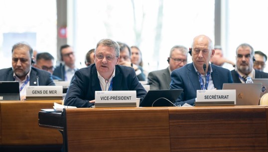 Image:Nautilus general secretary Mark Dickinson (centre) acted as spokesman for the seafarers’ group at the MLC amendment negotiations in Geneva. Image: ILO