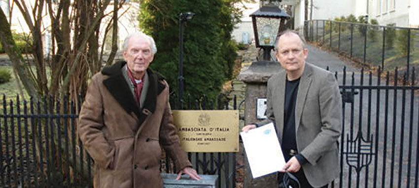 Former accident investigator Arne Sagen with Jan Harsem from the Skagerrak Safety
Foundation, delivering a letter to the Italian embassy in Oslo, seeking a pardon for
Capt Schettino. Image:Former accident investigator Arne Sagen with Jan Harsem from the Skagerrak Safety
Foundation, delivering a letter to the Italian embassy in Oslo, seeking a pardon for
Capt Schettino.