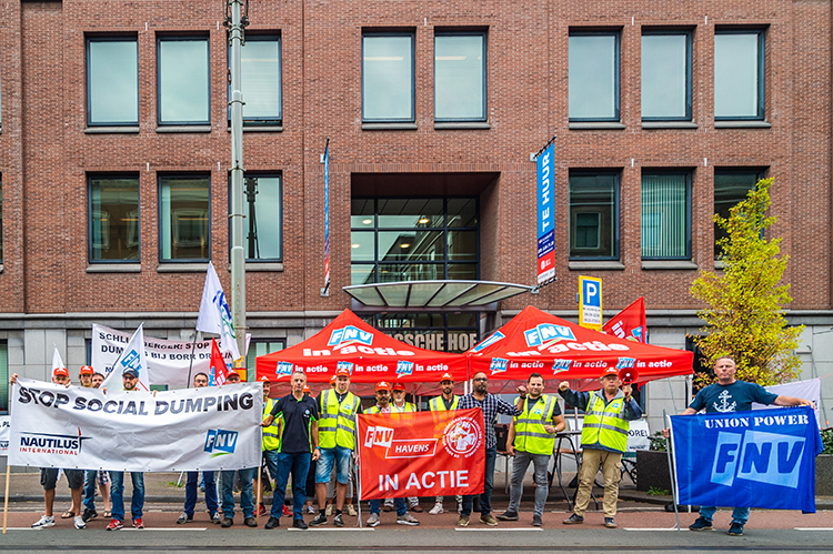 Paragon demontratie bij aandeelhouder Schlumberger Image:Paragon demontratie bij aandeelhouder Schlumberger