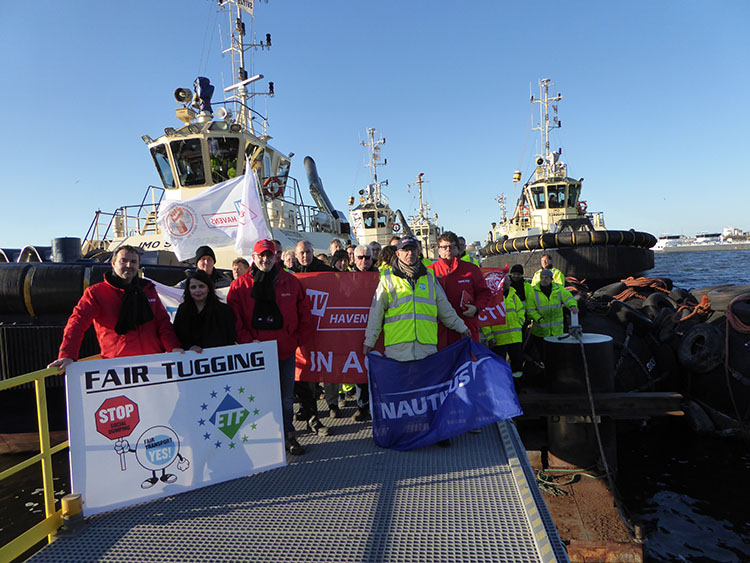 werkonderbreking bij sleepbedrijf Svitzer Image:werkonderbreking bij sleepbedrijf Svitzer