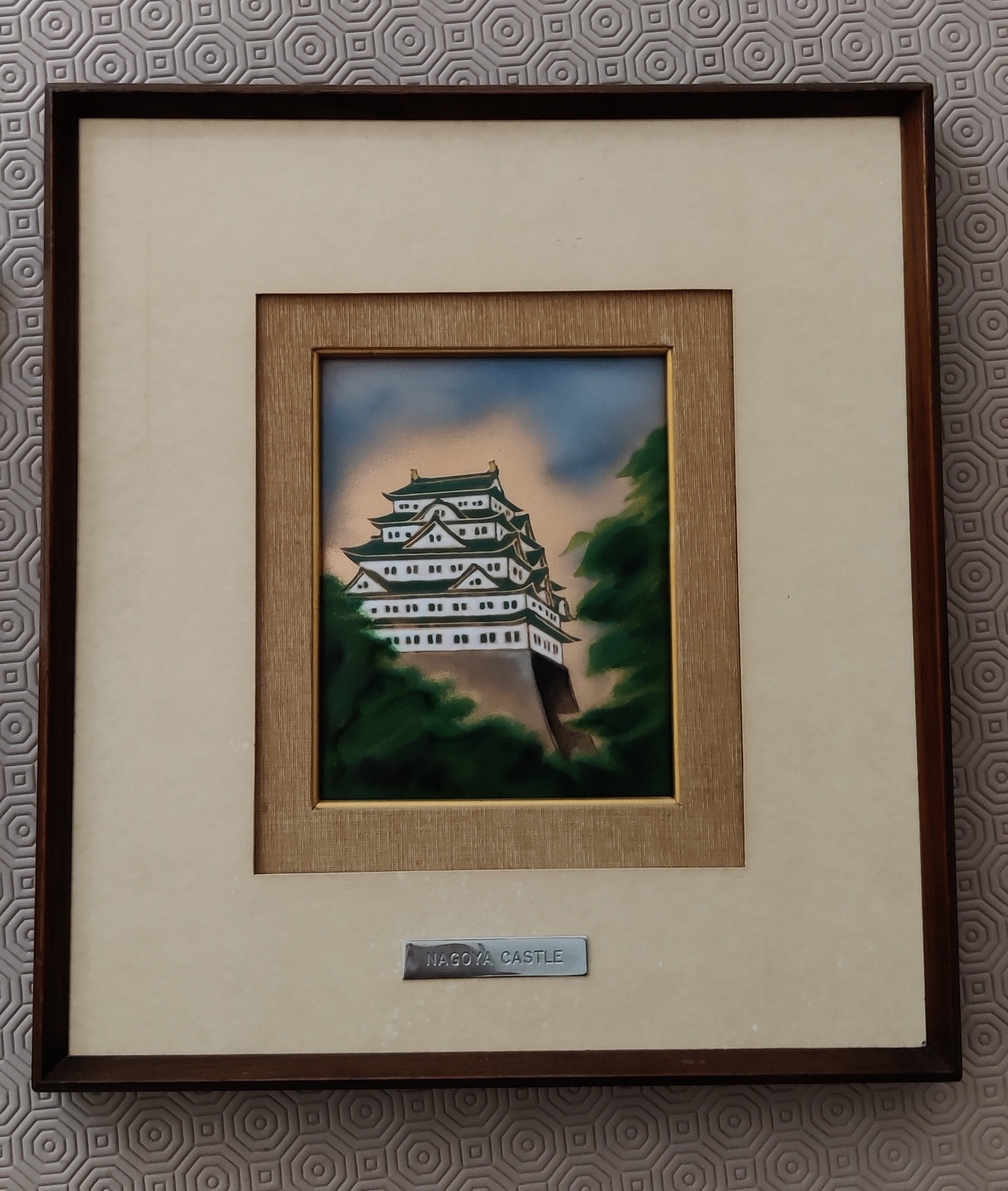 Nagoya Castle cloisonne plate. Image: Keith Blundell Image:Nagoya Castle cloisonne plate. Image: Keith Blundell