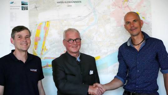 Nautilus shaking hands on a river cruise CBA in May 2022, with: Nautilus industrial organiser Piet Dörflinger (left), Sea Chefs Holding Group director Michael Knauer, Nautilus national
secretary Holger Schatz. Image: Nautilus International
Image:Nautilus shaking hands on a river cruise CBA in May 2022, with: Nautilus industrial organiser Piet Dörflinger (left), Sea Chefs Holding Group director Michael Knauer, Nautilus national
secretary Holger Schatz. Image: Nautilus International