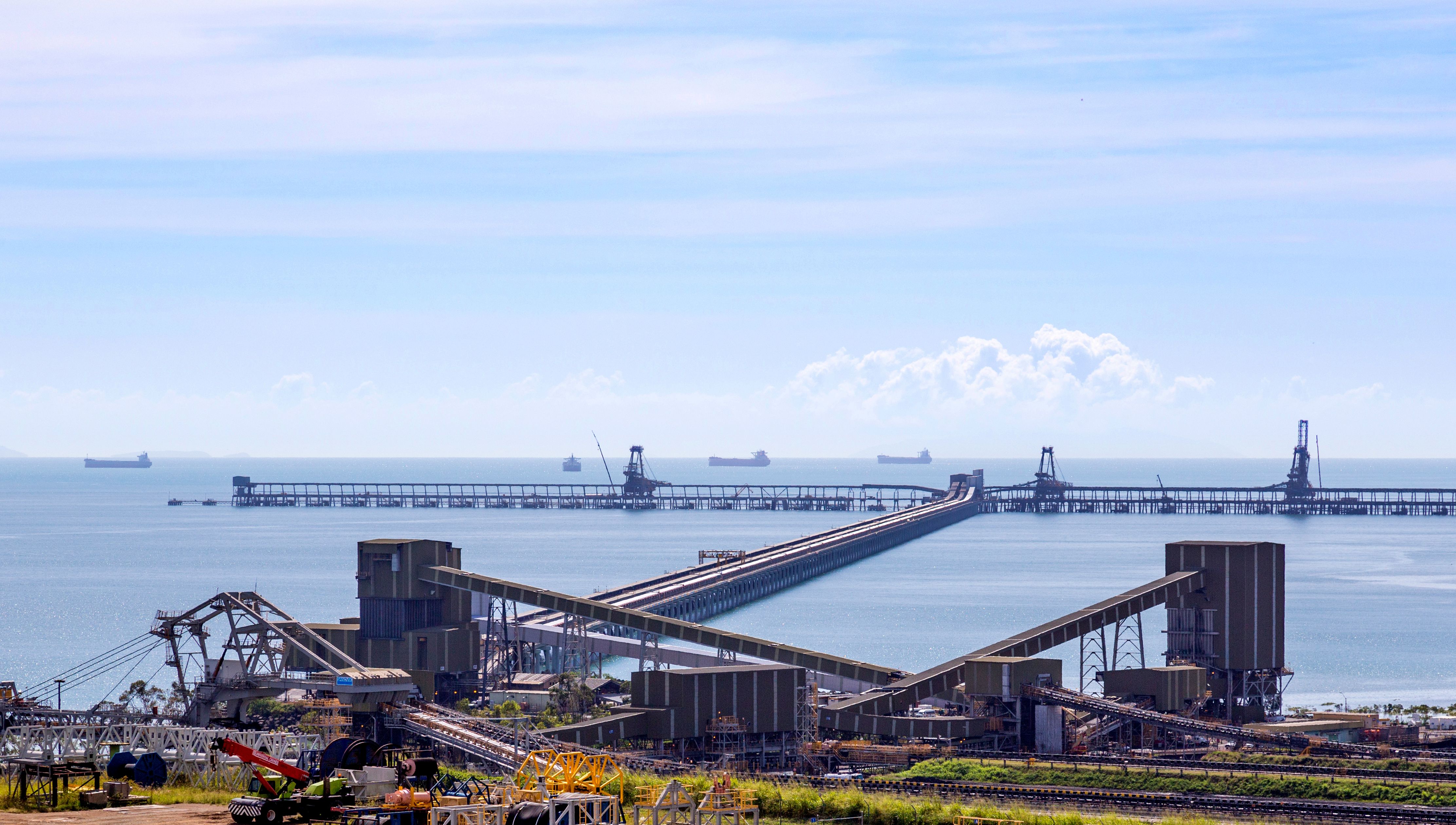 The port of Gladstone, where AMSA surveyors boarded Chinese owned bulk carrier Fortune Genius. Image: Getty Images Image:The port of Gladstone, where AMSA surveyors boarded Chinese owned bulk carrier Fortune Genius. Image: Getty Images